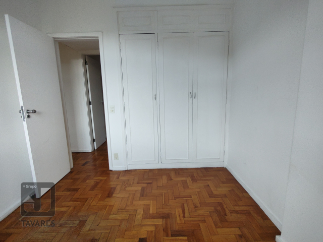 Apartamento para alugar com 3 quartos, 77m² - Foto 8