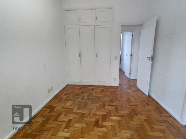 Apartamento para alugar com 3 quartos, 77m² - Foto 11