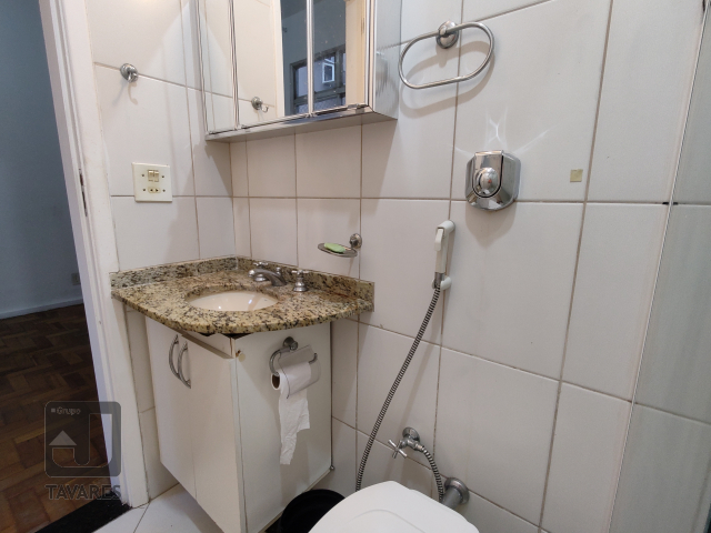 Apartamento para alugar com 3 quartos, 77m² - Foto 13