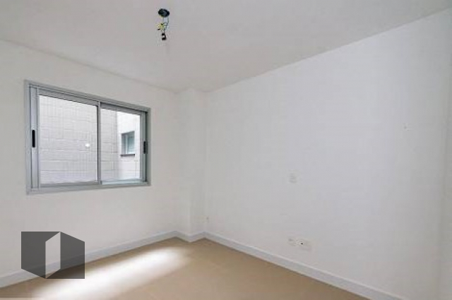 Apartamento à venda com 3 quartos, 180m² - Foto 12