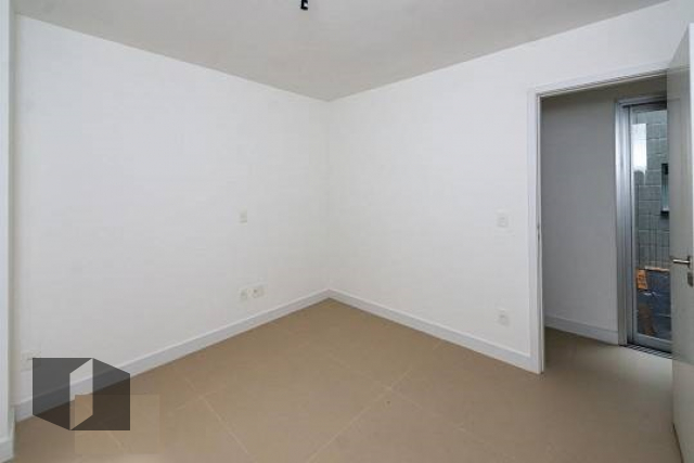 Apartamento à venda com 3 quartos, 180m² - Foto 20