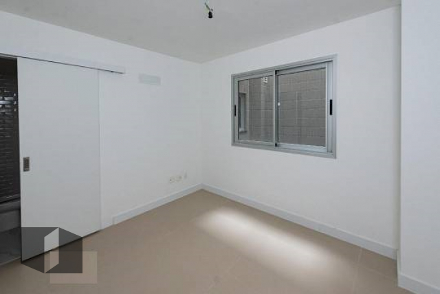 Apartamento à venda com 3 quartos, 180m² - Foto 22