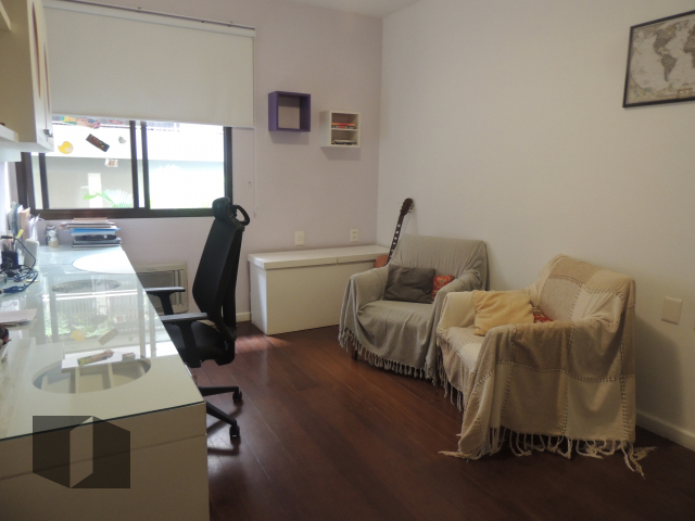 7.1- segunda suite  home-office (1)