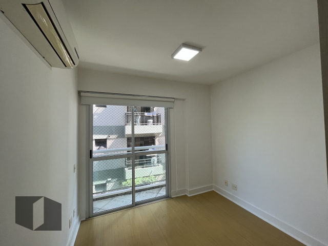 Apartamento à venda com 3 quartos, 120m² - Foto 8