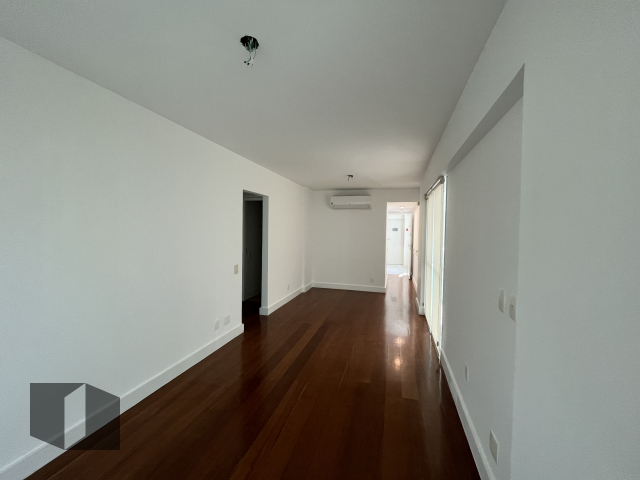 Apartamento à venda com 3 quartos, 120m² - Foto 2