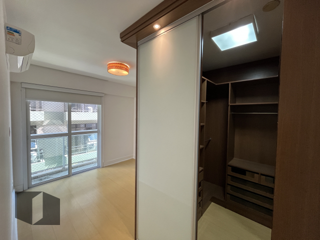 Apartamento à venda com 3 quartos, 120m² - Foto 4