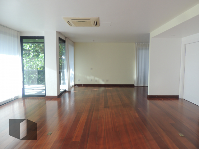 Apartamento à venda com 4 quartos, 256m² - Foto 2