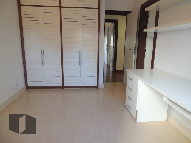 Apartamento à venda com 4 quartos, 256m² - Foto 17