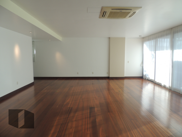 Apartamento à venda com 4 quartos, 256m² - Foto 4