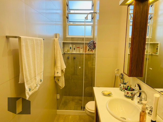 Apartamento à venda com 3 quartos, 170m² - Foto 19