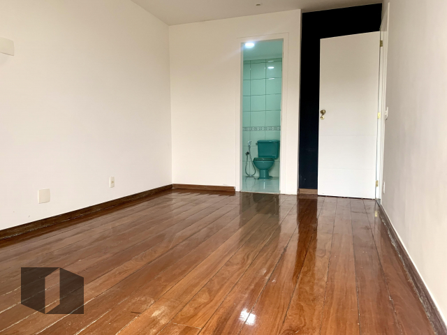 Apartamento à venda com 4 quartos, 196m² - Foto 13