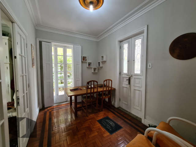 Casa à venda com 7 quartos, 286m² - Foto 10