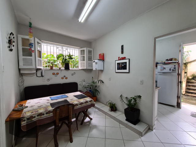 Casa à venda com 7 quartos, 286m² - Foto 46