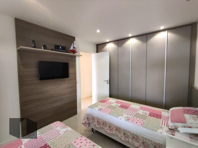 Apartamento à venda com 4 quartos, 193m² - Foto 31