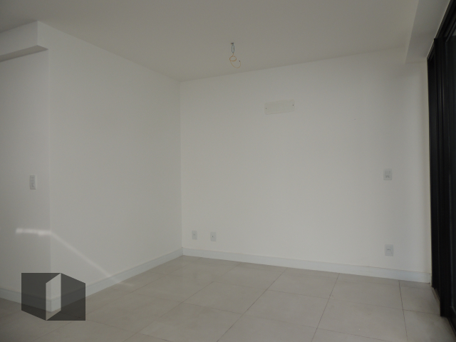 Apartamento à venda com 2 quartos, 181m² - Foto 4