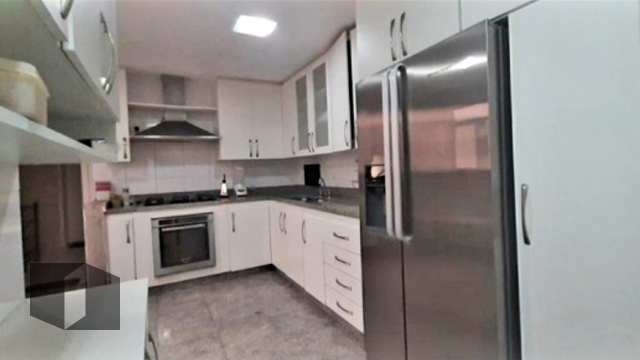 Apartamento à venda com 4 quartos, 165m² - Foto 20