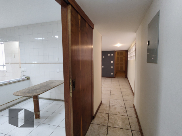 Apartamento à venda com 4 quartos, 280m² - Foto 9