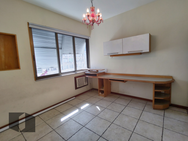 Apartamento à venda com 4 quartos, 280m² - Foto 18