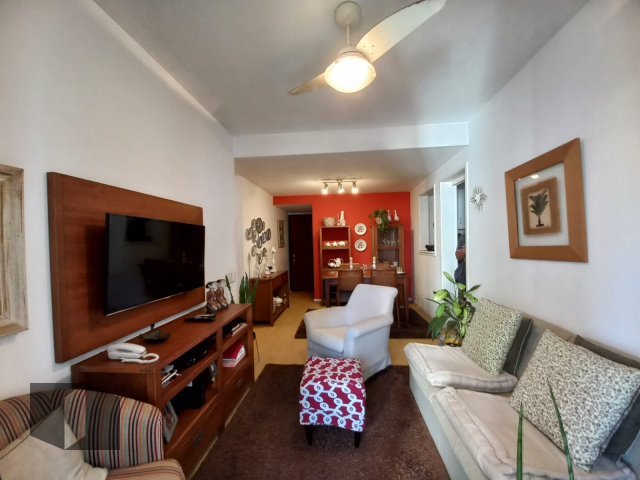 Apartamento à venda com 2 quartos, 64m² - Foto 1