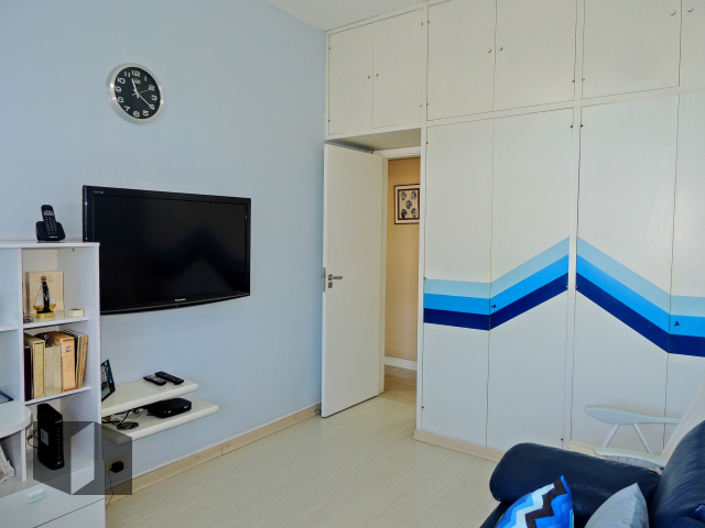 Apartamento à venda com 3 quartos, 117m² - Foto 19