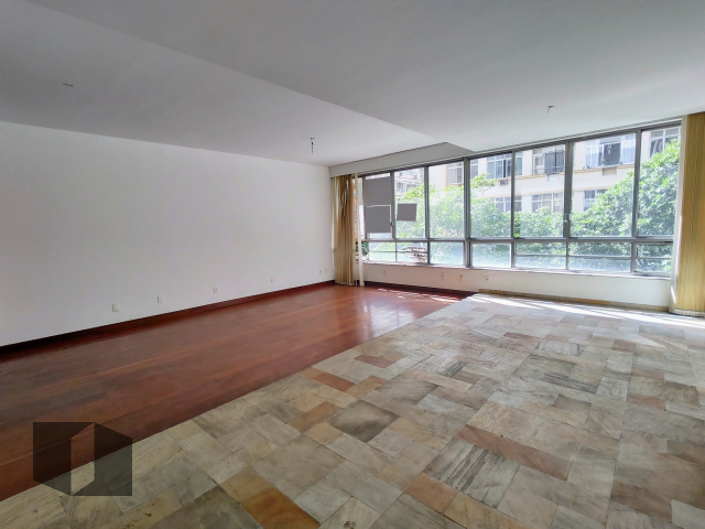 Apartamento à venda com 3 quartos, 195m² - Foto 1