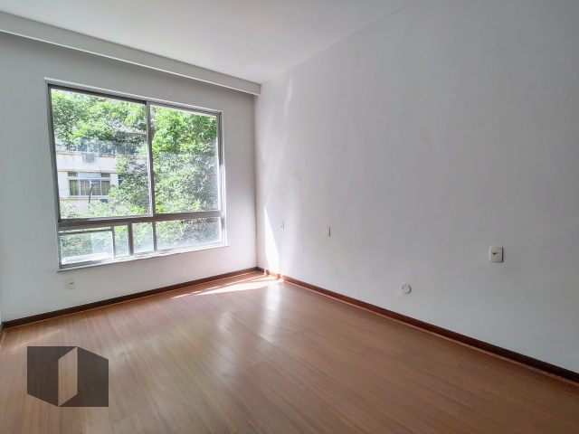 Apartamento à venda com 3 quartos, 195m² - Foto 10