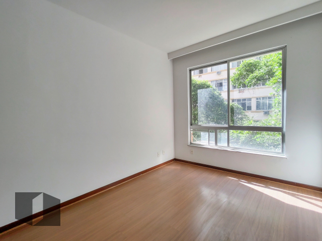 Apartamento à venda com 3 quartos, 195m² - Foto 11