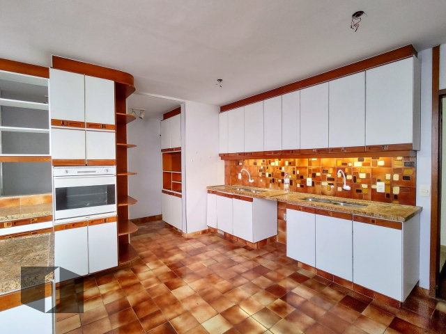 Apartamento à venda com 3 quartos, 195m² - Foto 20