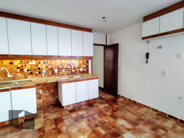 Apartamento à venda com 3 quartos, 195m² - Foto 21