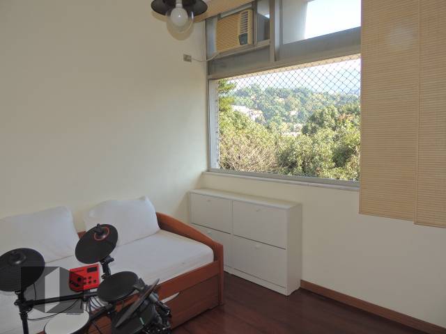 Apartamento à venda com 4 quartos, 130m² - Foto 17