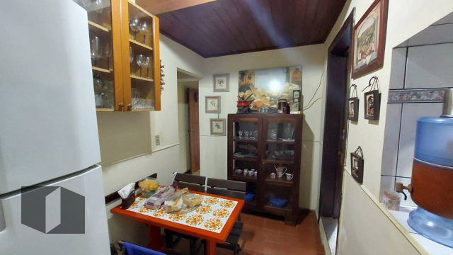 Casa à venda com 3 quartos, 192m² - Foto 10