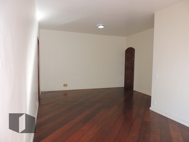 Apartamento à venda com 3 quartos, 125m² - Foto 9