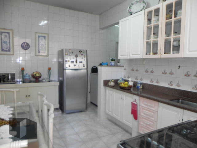 Apartamento à venda com 3 quartos, 190m² - Foto 27