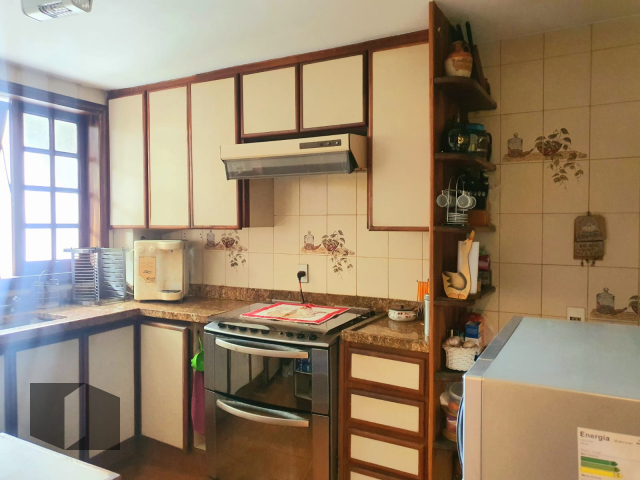 Casa à venda com 3 quartos, 198m² - Foto 17