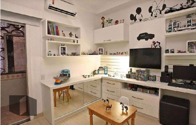 Apartamento à venda com 4 quartos, 260m² - Foto 17