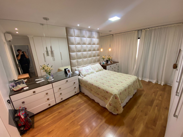 Apartamento à venda com 4 quartos, 216m² - Foto 11