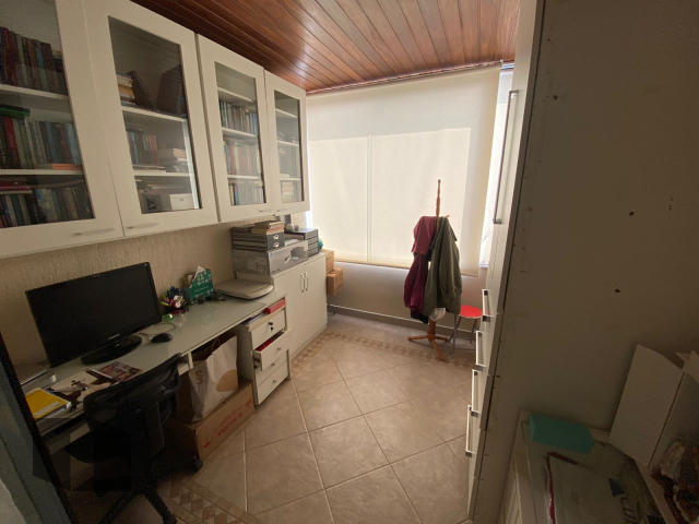 Apartamento à venda com 4 quartos, 216m² - Foto 20