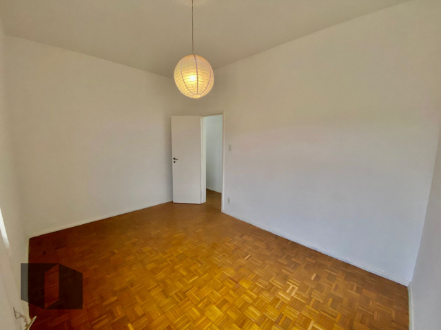 Apartamento à venda com 3 quartos, 132m² - Foto 13