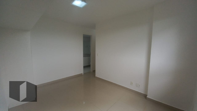 Apartamento à venda com 2 quartos, 72m² - Foto 10