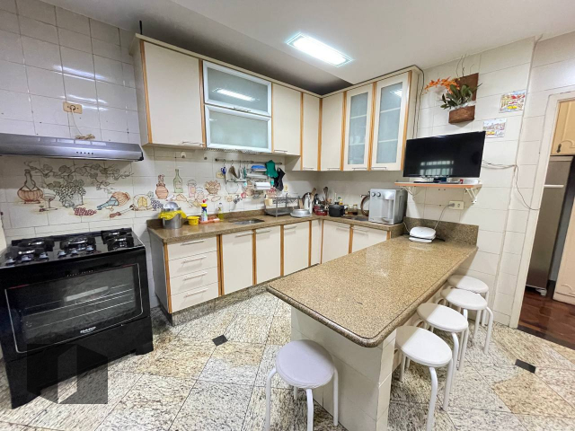 Apartamento à venda com 5 quartos, 287m² - Foto 31