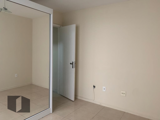 Apartamento à venda com 3 quartos, 116m² - Foto 13