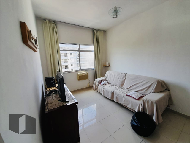 Apartamento à venda com 2 quartos, 66m² - Foto 2