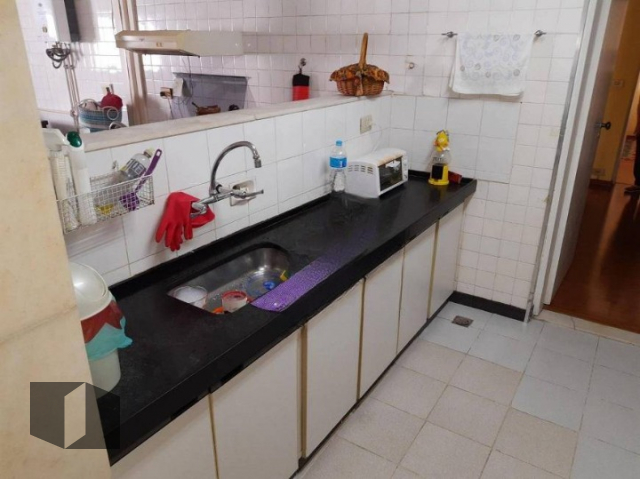 Apartamento à venda com 4 quartos, 300m² - Foto 32