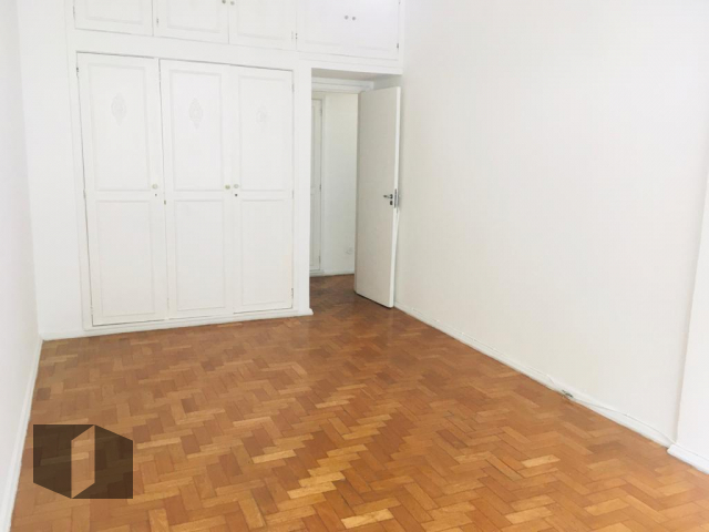 Apartamento para alugar com 3 quartos, 150m² - Foto 9