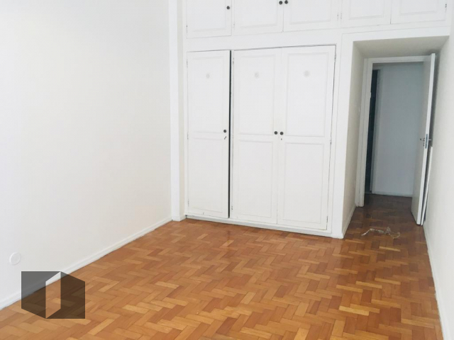 Apartamento para alugar com 3 quartos, 150m² - Foto 11