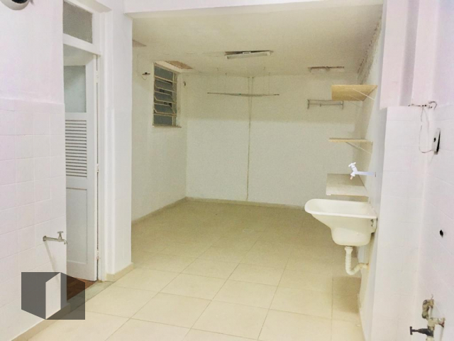 Apartamento para alugar com 3 quartos, 150m² - Foto 18