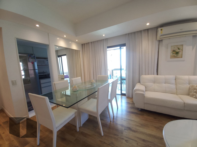 Apartamento à venda com 2 quartos, 100m² - Foto 4