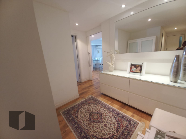 Apartamento à venda com 2 quartos, 100m² - Foto 7