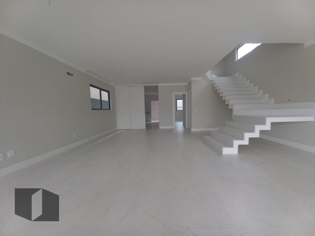 Casa de Condomínio à venda com 5 quartos, 380m² - Foto 5