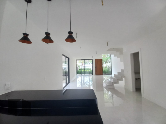 Casa de Condomínio à venda com 4 quartos, 350m² - Foto 21